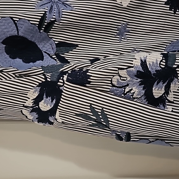 Pinstripe Blouse - Picture 2 of 4